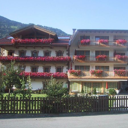 Hotel Garni Elisabeth Zell am Ziller Dış mekan fotoğraf