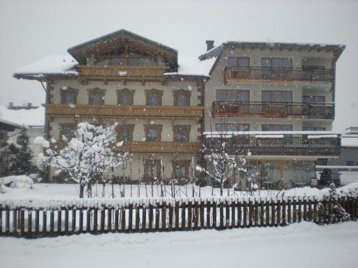 Hotel Garni Elisabeth Zell am Ziller Dış mekan fotoğraf