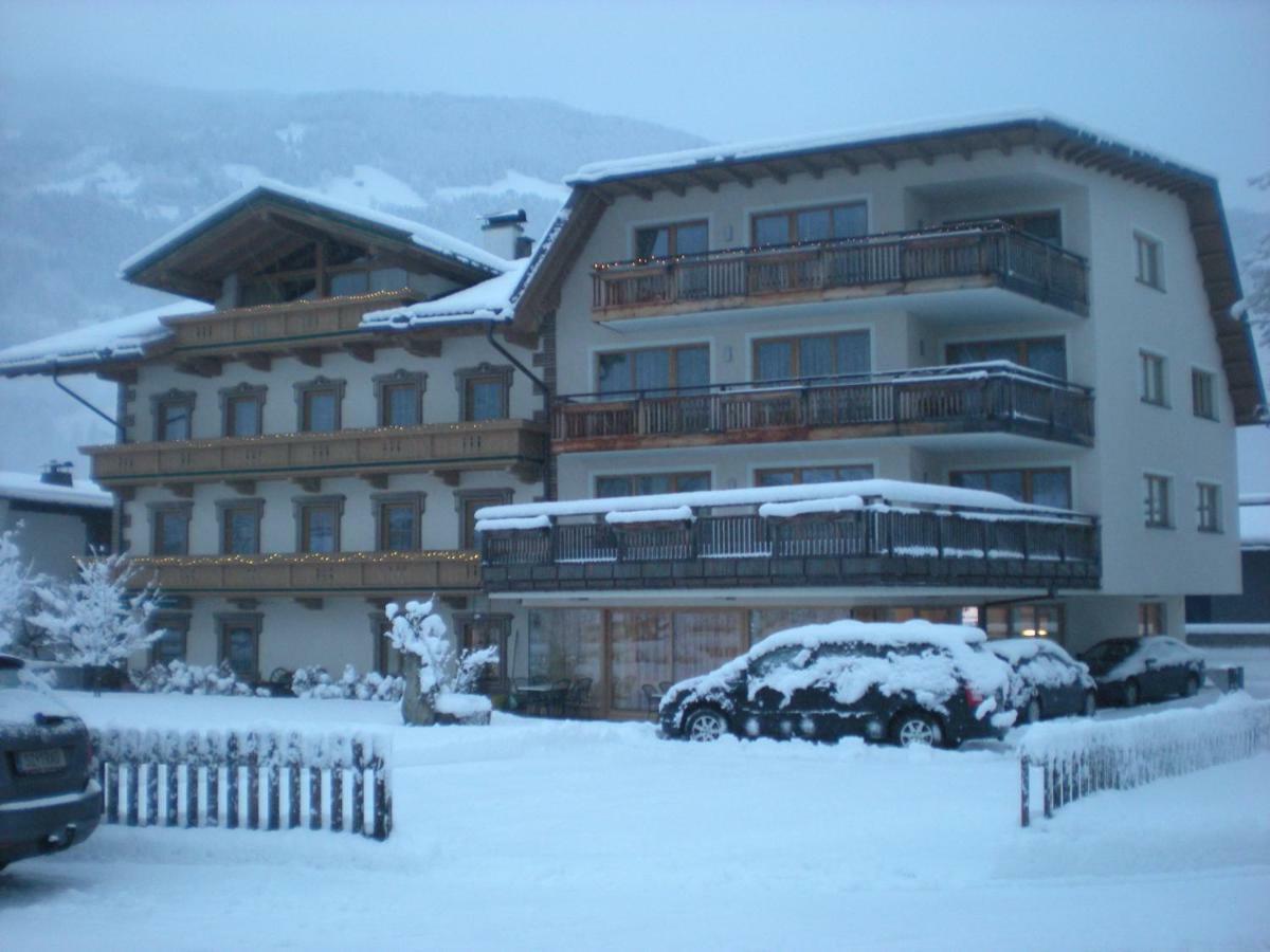 Hotel Garni Elisabeth Zell am Ziller Dış mekan fotoğraf