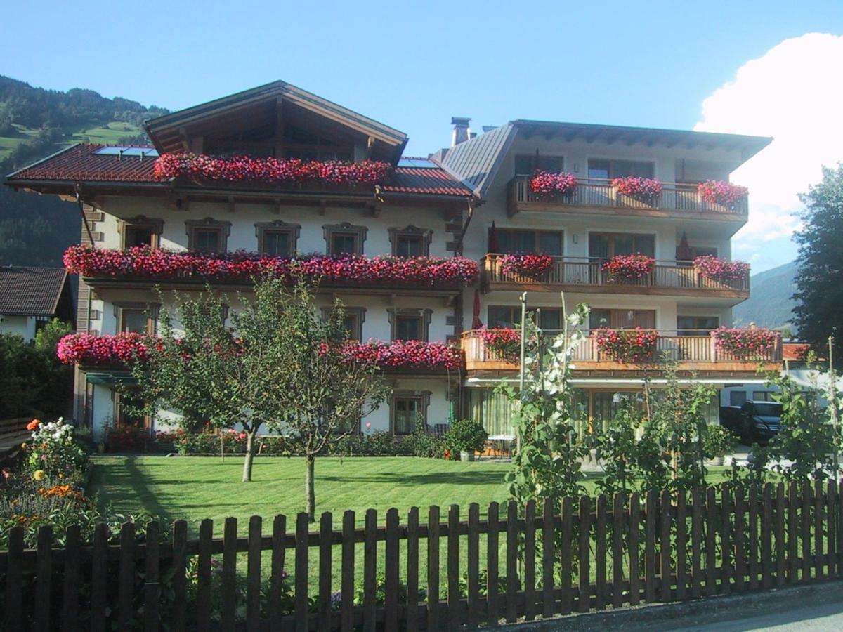 Hotel Garni Elisabeth Zell am Ziller Dış mekan fotoğraf