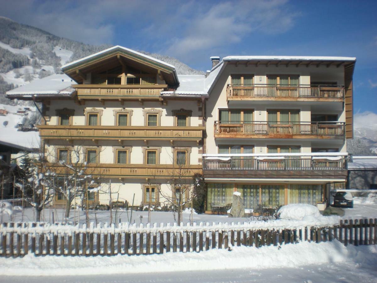 Hotel Garni Elisabeth Zell am Ziller Dış mekan fotoğraf